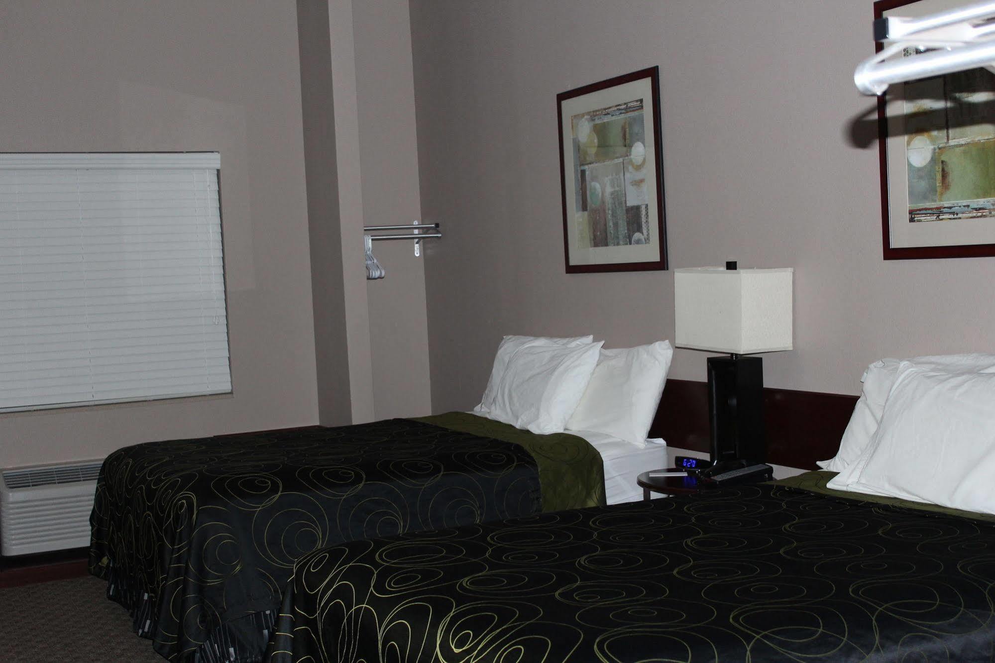 Bell'S Extended Stay And Suites Saint Robert Zewnętrze zdjęcie